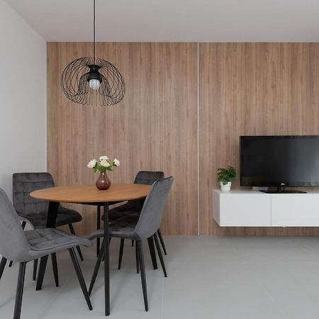 Nowe Bemowo Apartment By Renters Warschau Exterior foto